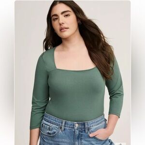 Torrid size 00x 10 M/L Foxy Square Neck Fitted Crop Top